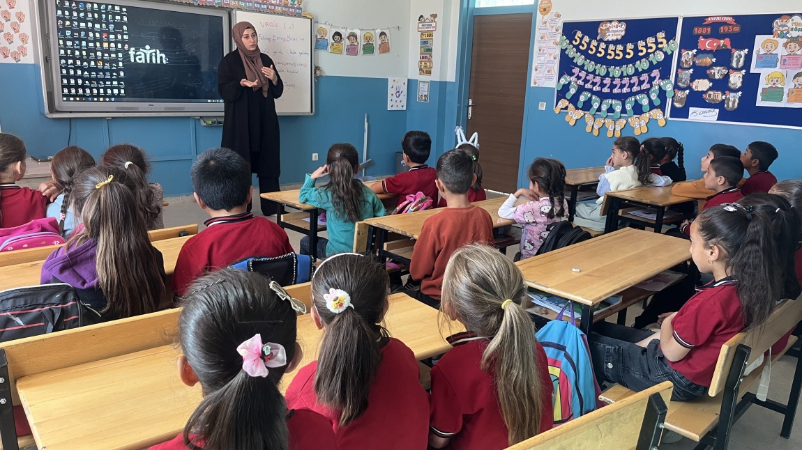 Ağız ve Diş Sağlığı Eğitimi ile Sağlıklı Gülüşler